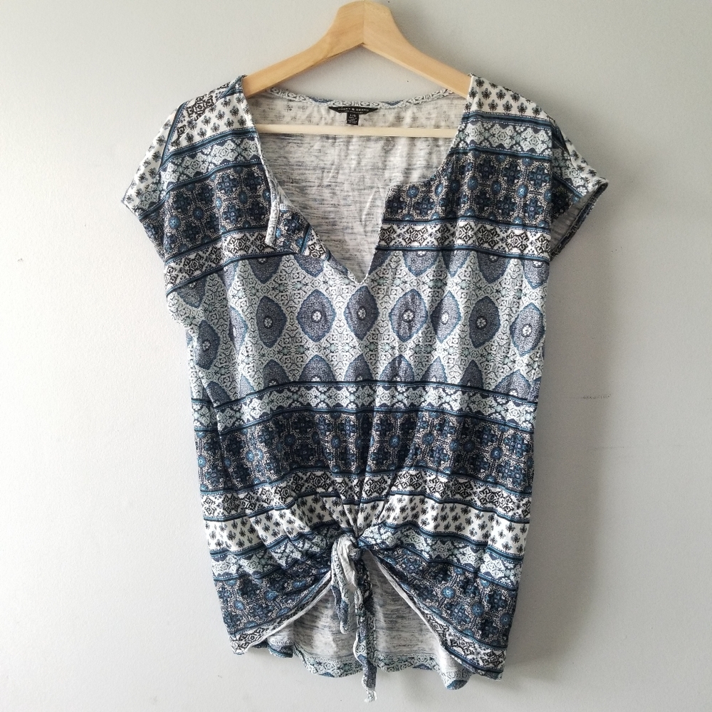 Lucky Brand Boho Paisley Tie Front Tee Large